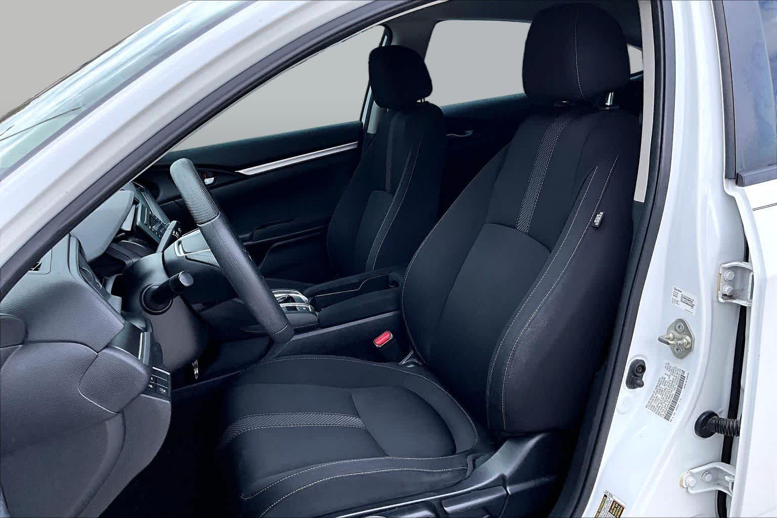 2019 Honda Civic Sedan photo 8 of 30