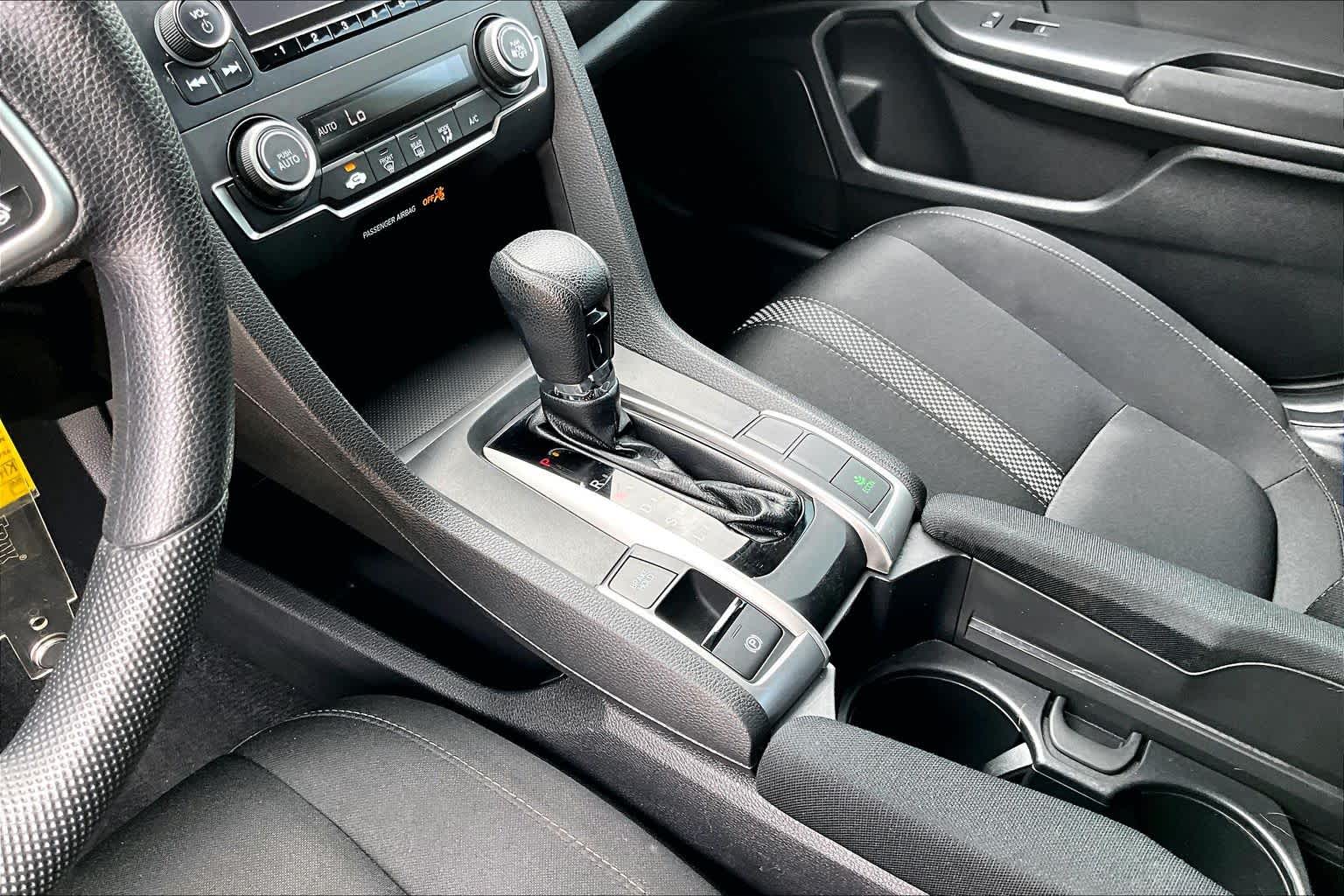 2019 Honda Civic Sedan photo 15 of 30
