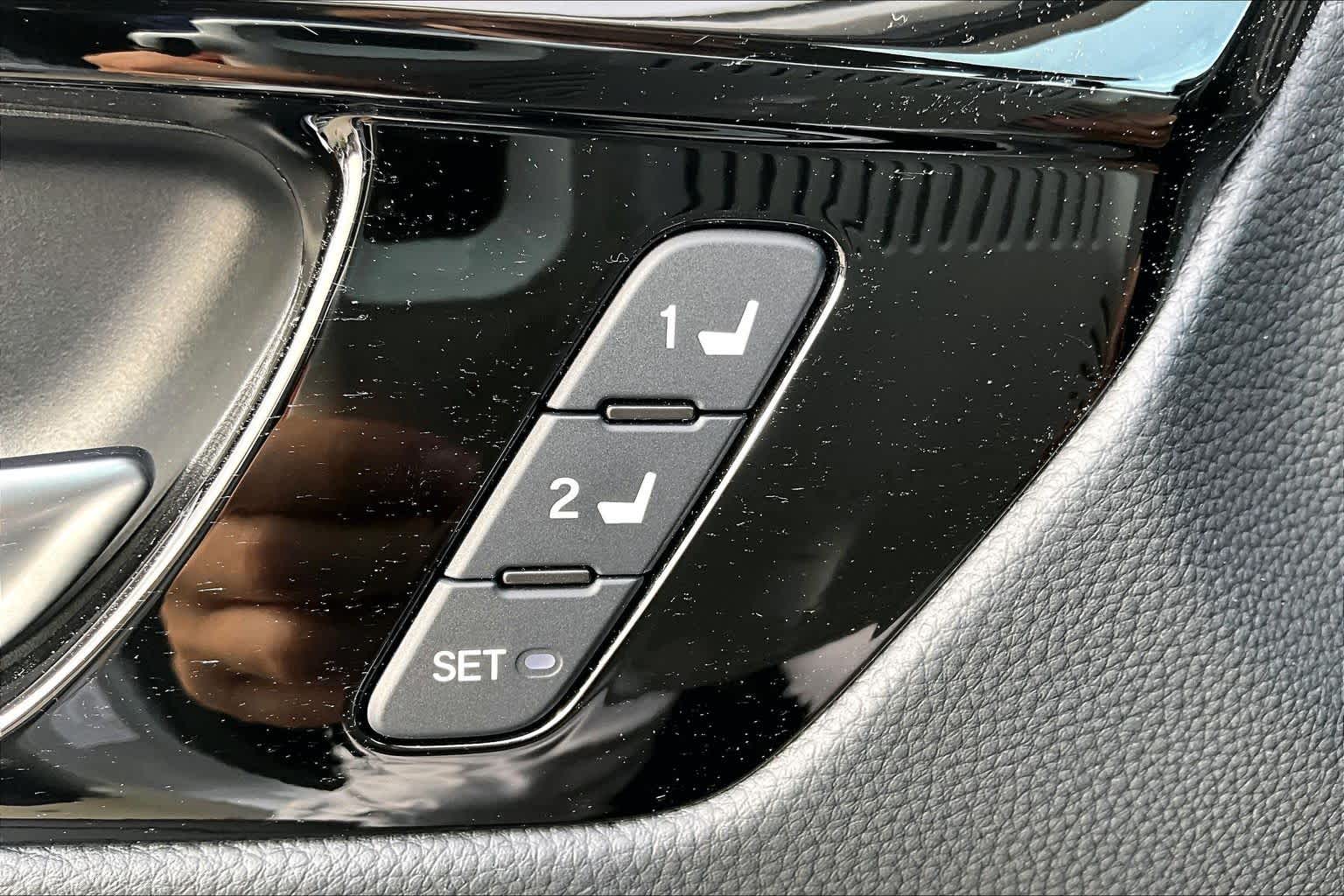 2024 Honda CR-V EX-L Lunar Silver Metallic at AutoNation Chevrolet Gulf Fwy