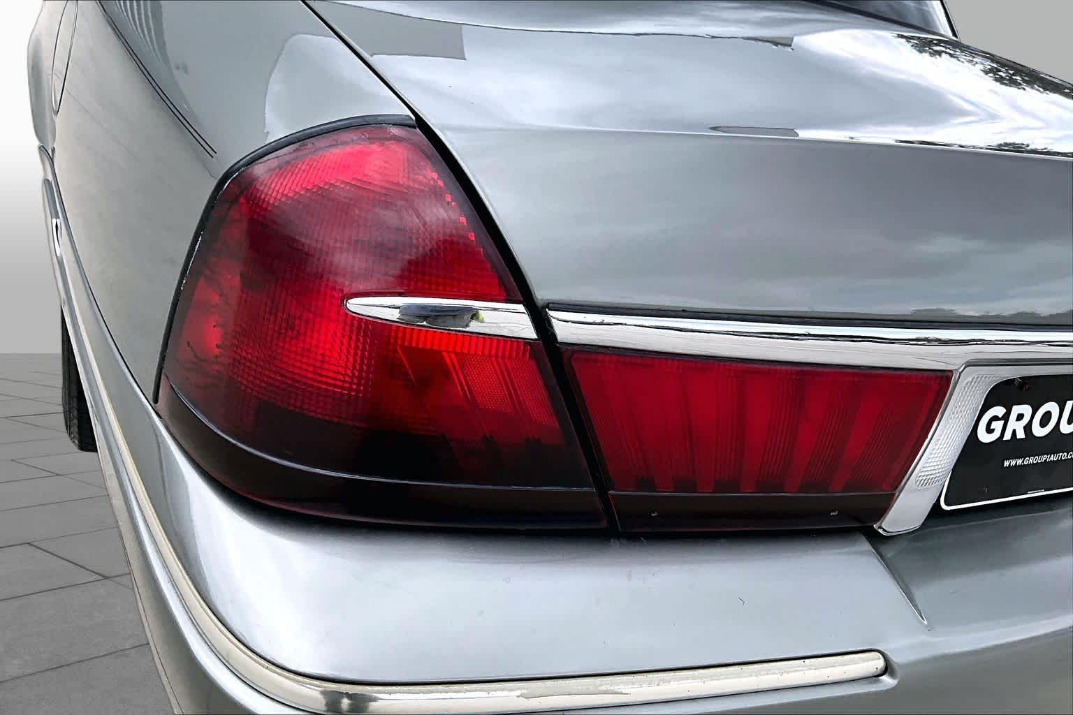 2002 Mercury Grand Marquis photo 25 of 31