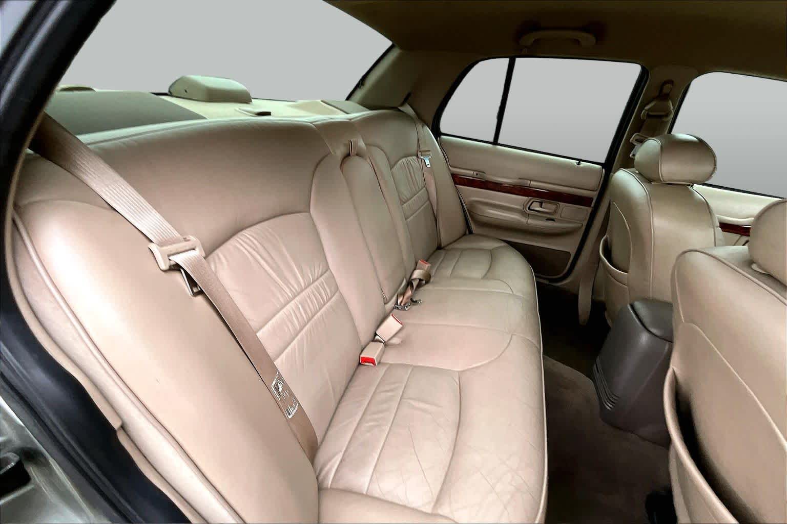 2002 Mercury Grand Marquis photo 18 of 31