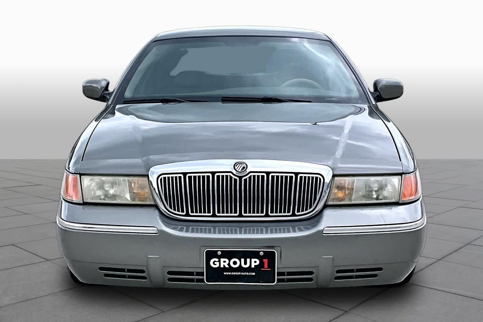 2002 Mercury Grand Marquis photo 3 of 31