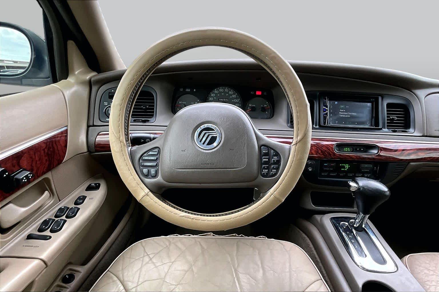 2002 Mercury Grand Marquis photo 5 of 31
