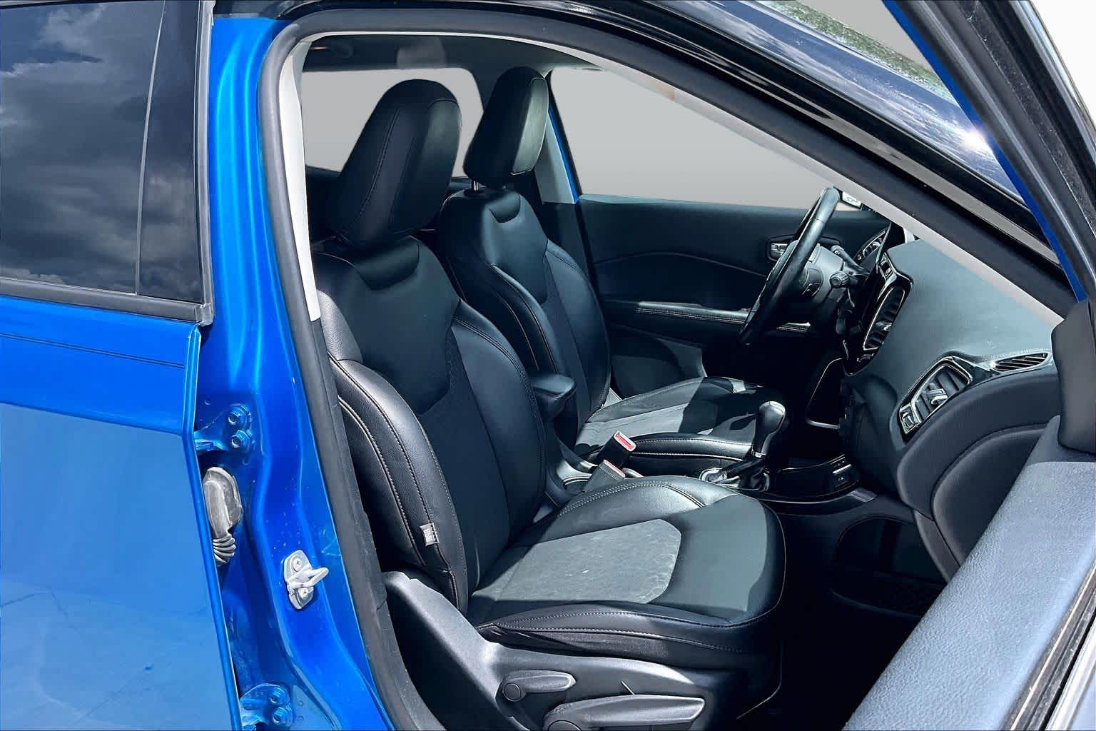 2019 Jeep Compass Altitude Laser Blue Pearlcoat at HGreg Houston