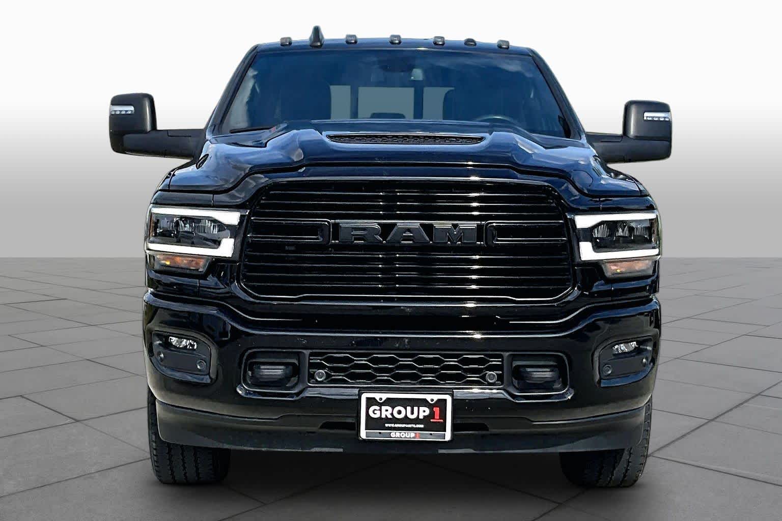 2024 Ram 2500 photo 4 of 37