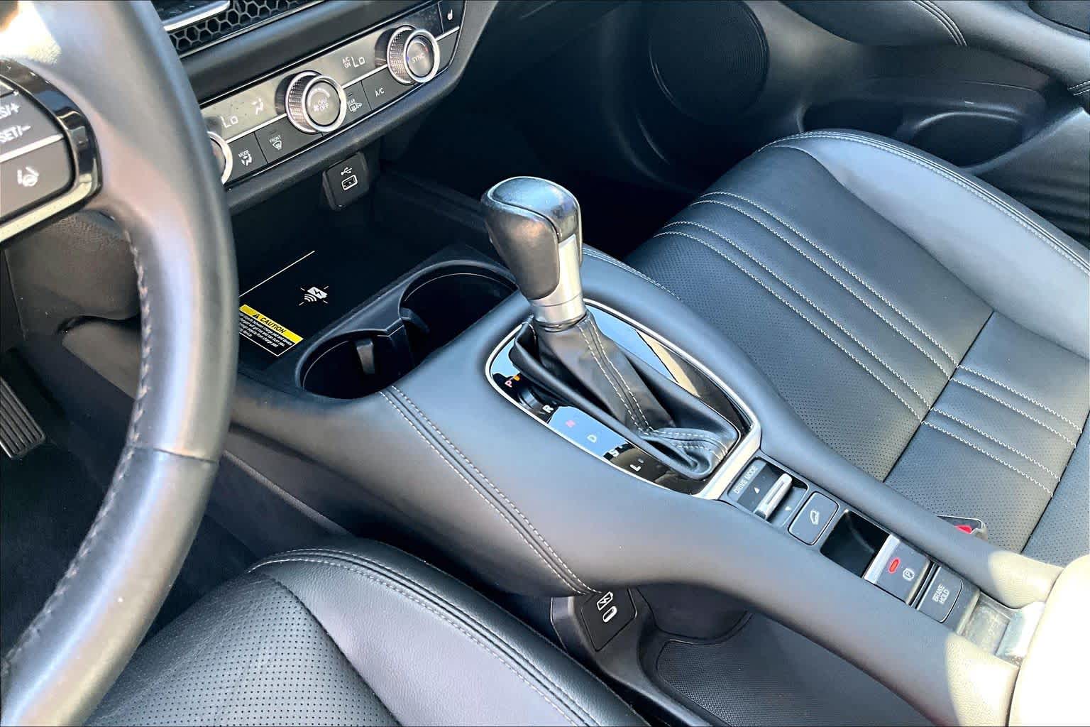 2024 Honda HR-V photo 14 of 31