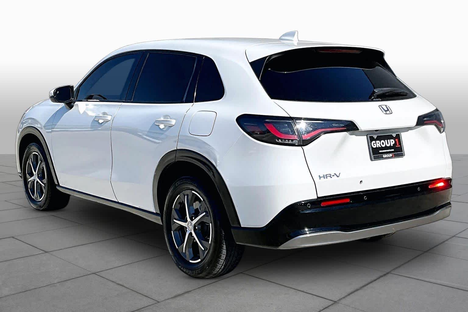 2024 Honda HR-V photo 10 of 31