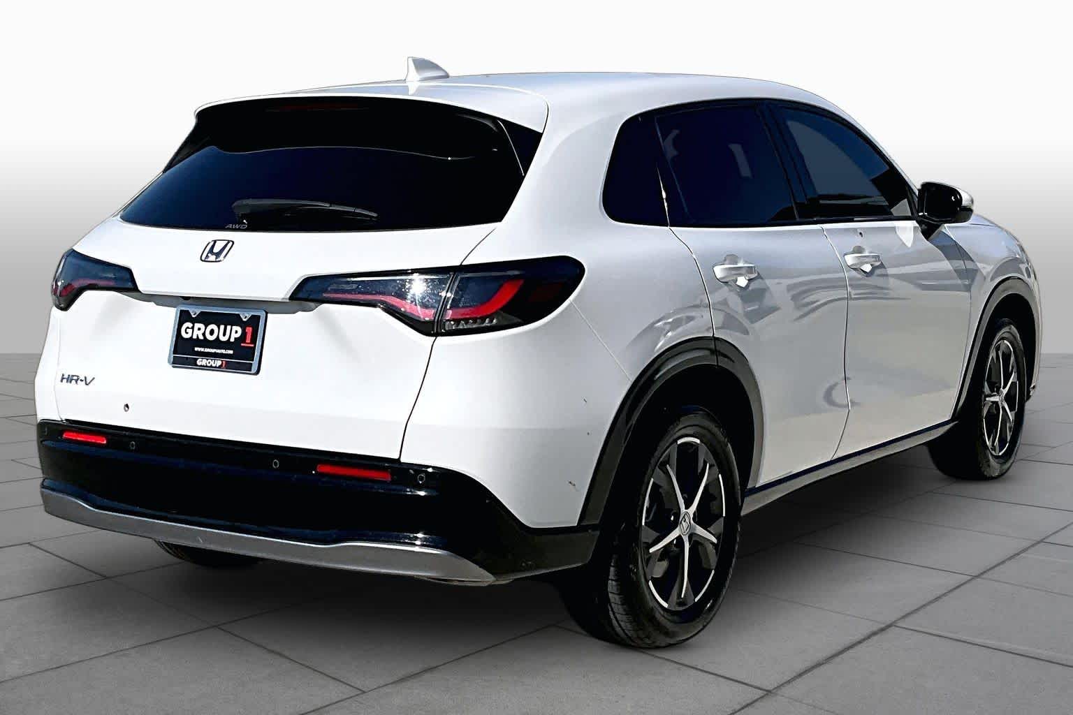 2024 Honda HR-V photo 11 of 31