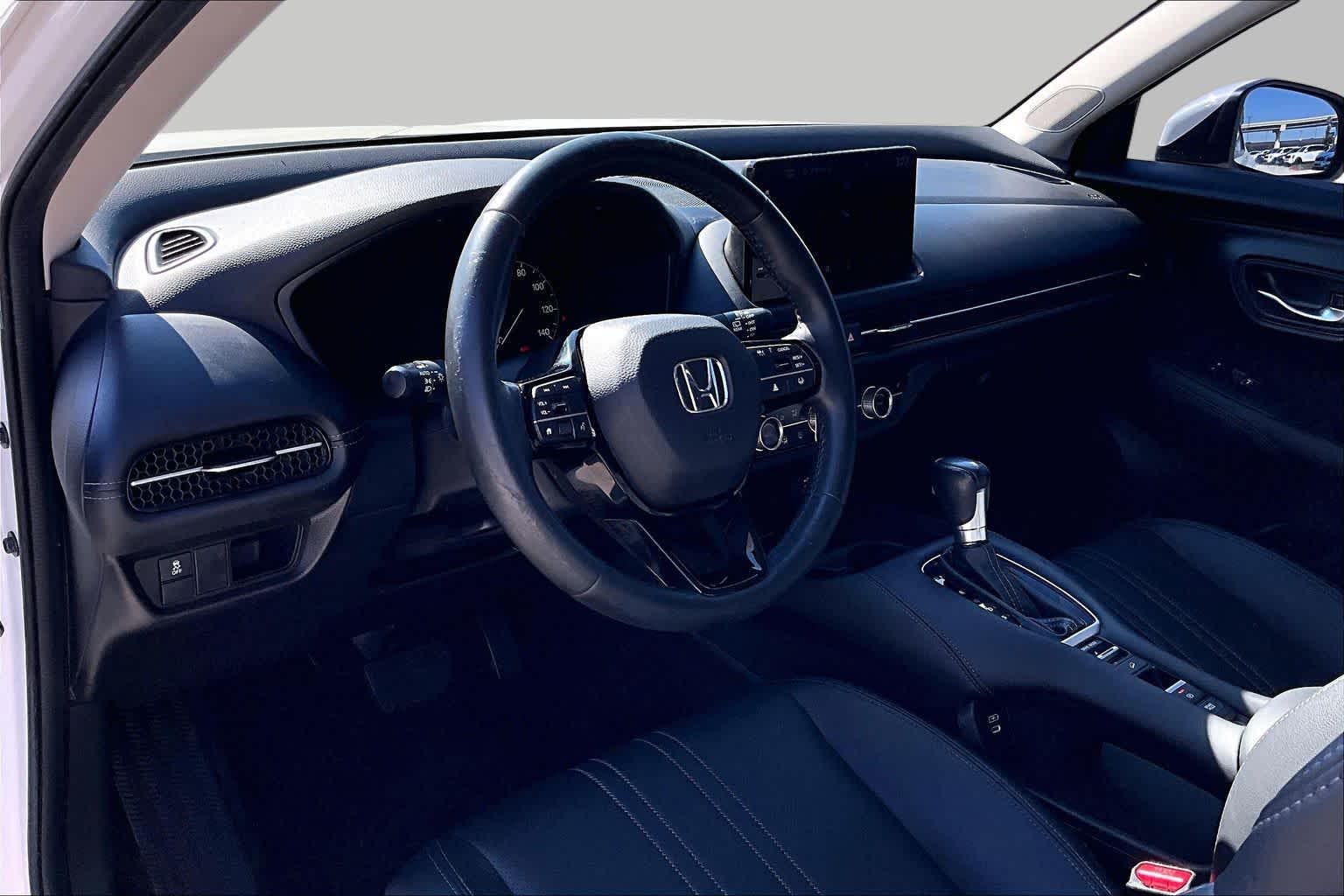 2024 Honda HR-V photo 15 of 31