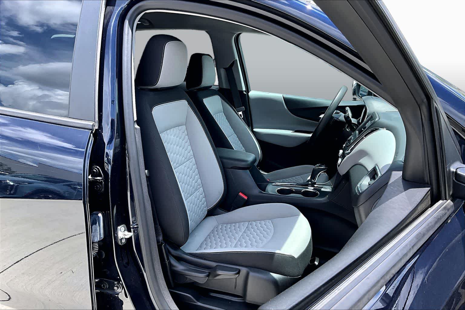 2021 Chevrolet Equinox LS Midnight Blue Metallic at AutoNation USA Houston