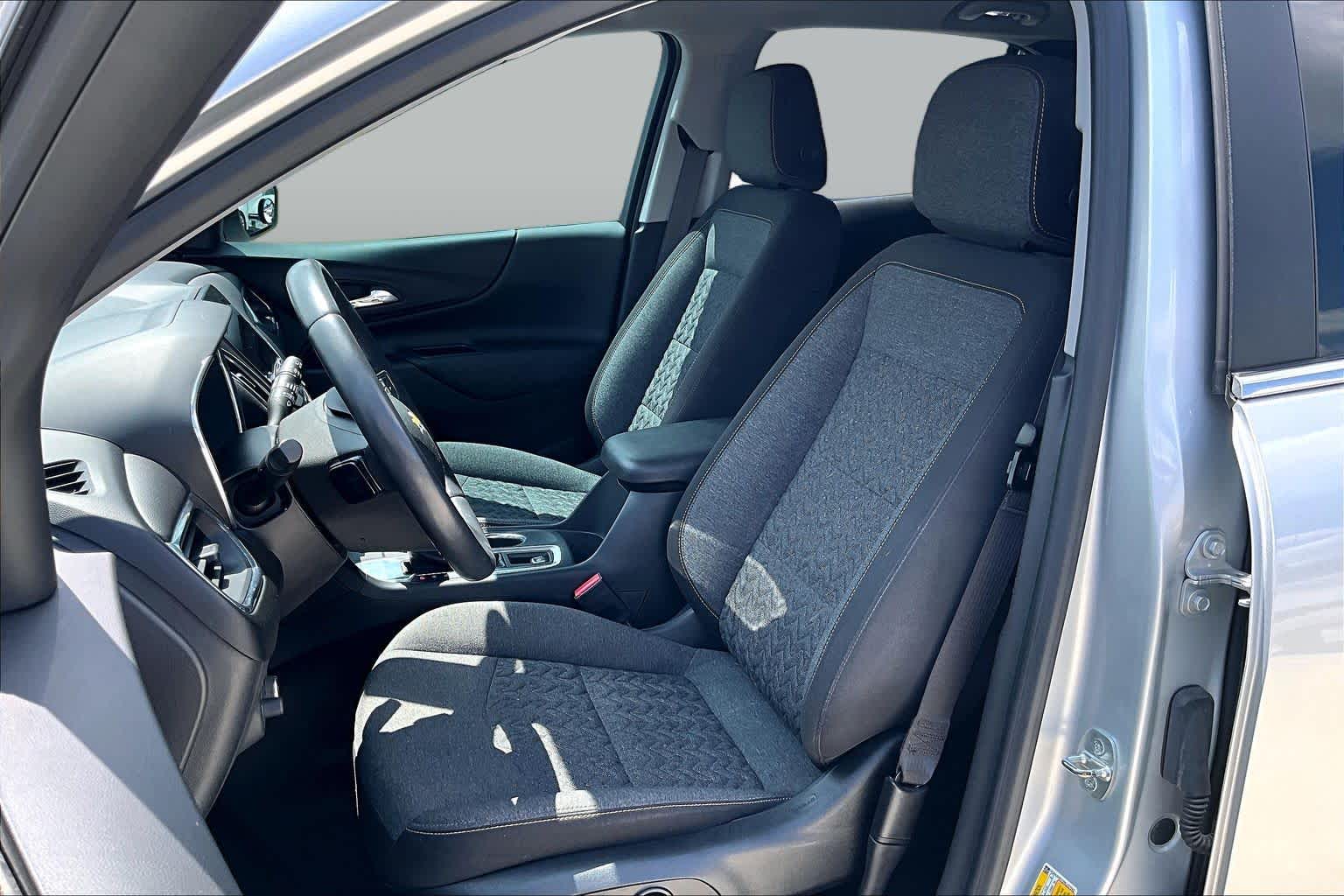 2022 Chevrolet Equinox LT Silver Ice Metallic at HGreg Houston