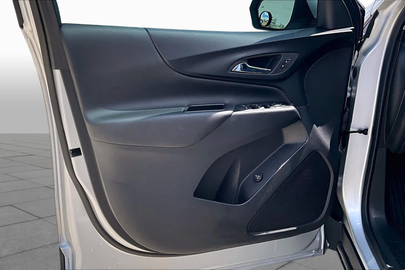 2022 Chevrolet Equinox LT Silver Ice Metallic at HGreg Houston