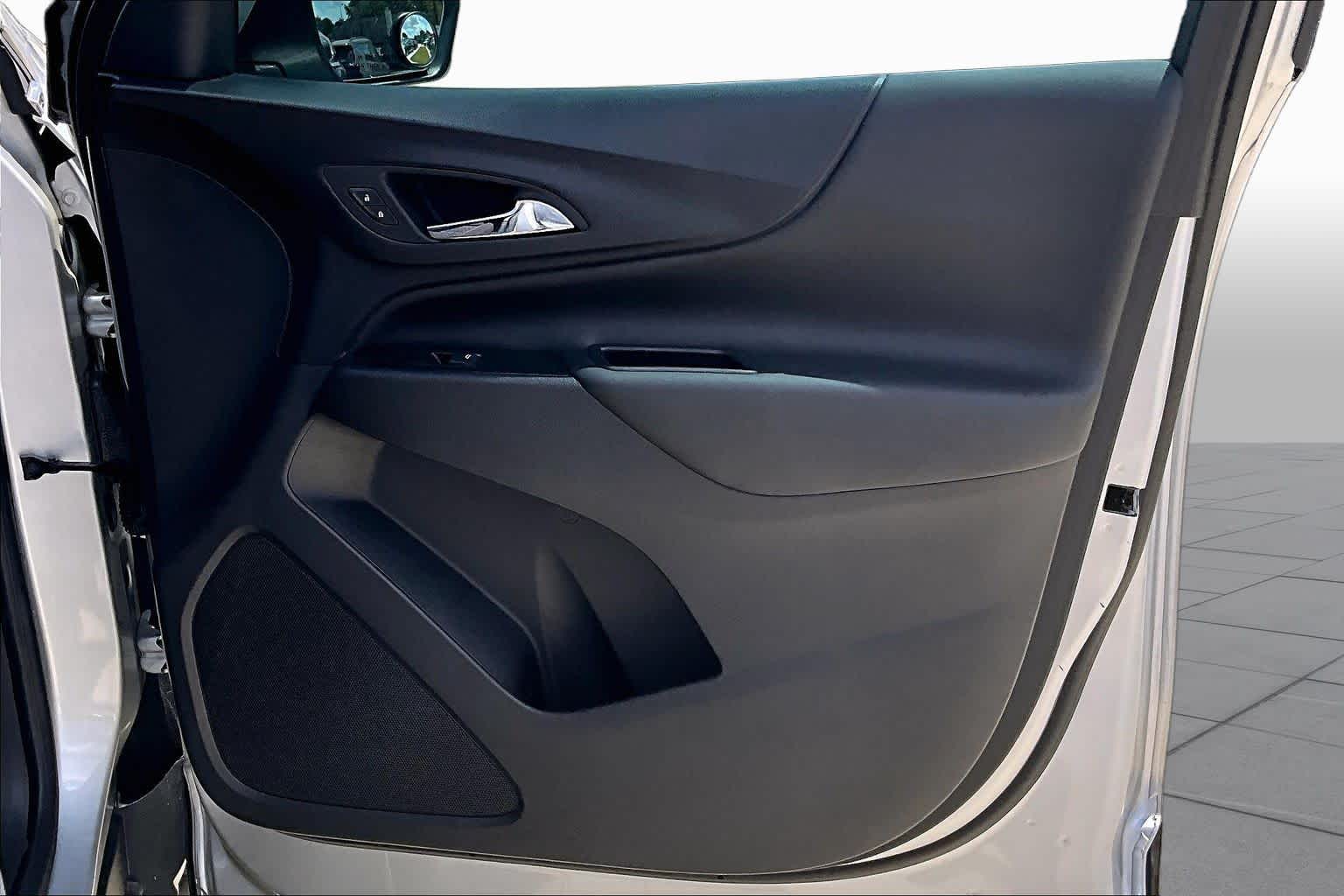 2022 Chevrolet Equinox LT Silver Ice Metallic at HGreg Houston