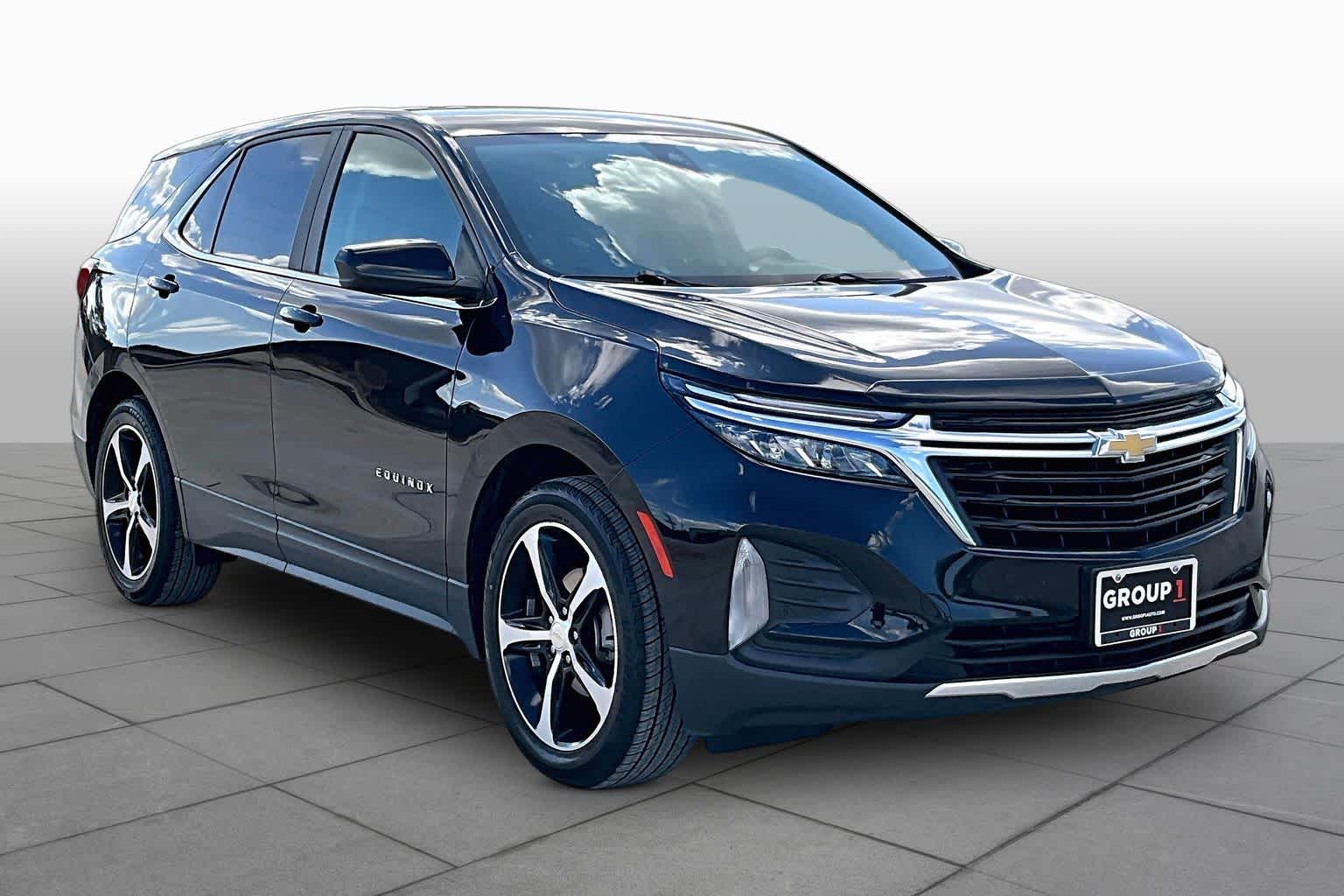 2022 Chevrolet Equinox LT - 2