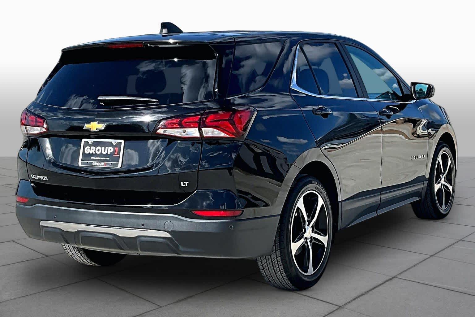 2022 Chevrolet Equinox LT - 11
