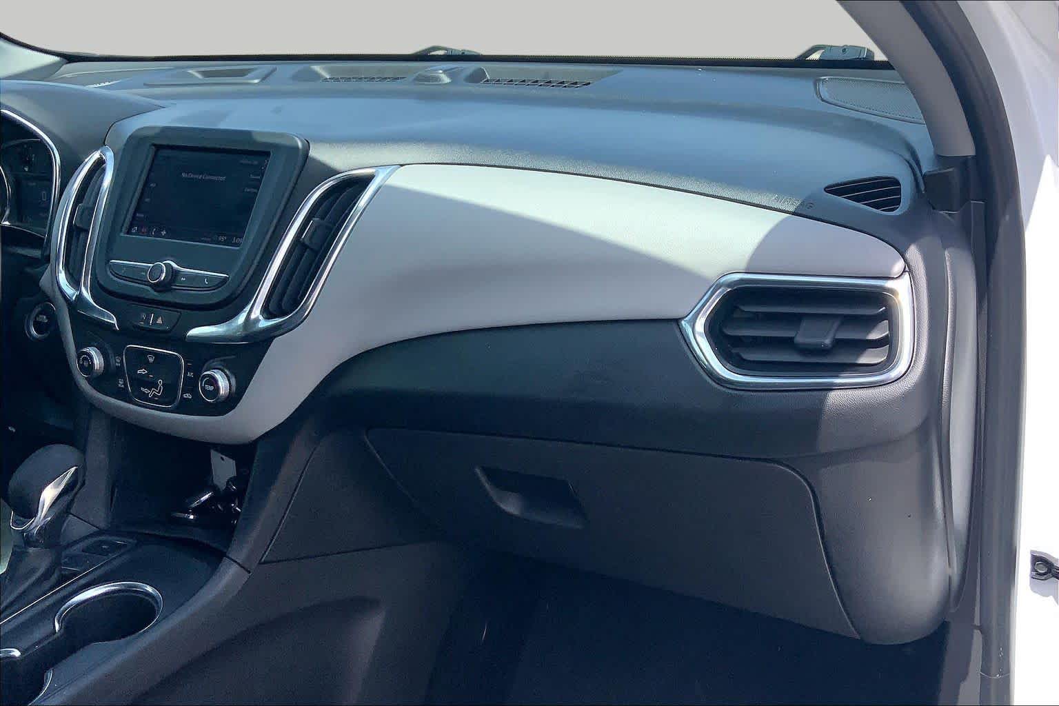 2023 Chevrolet Equinox photo 34 of 62
