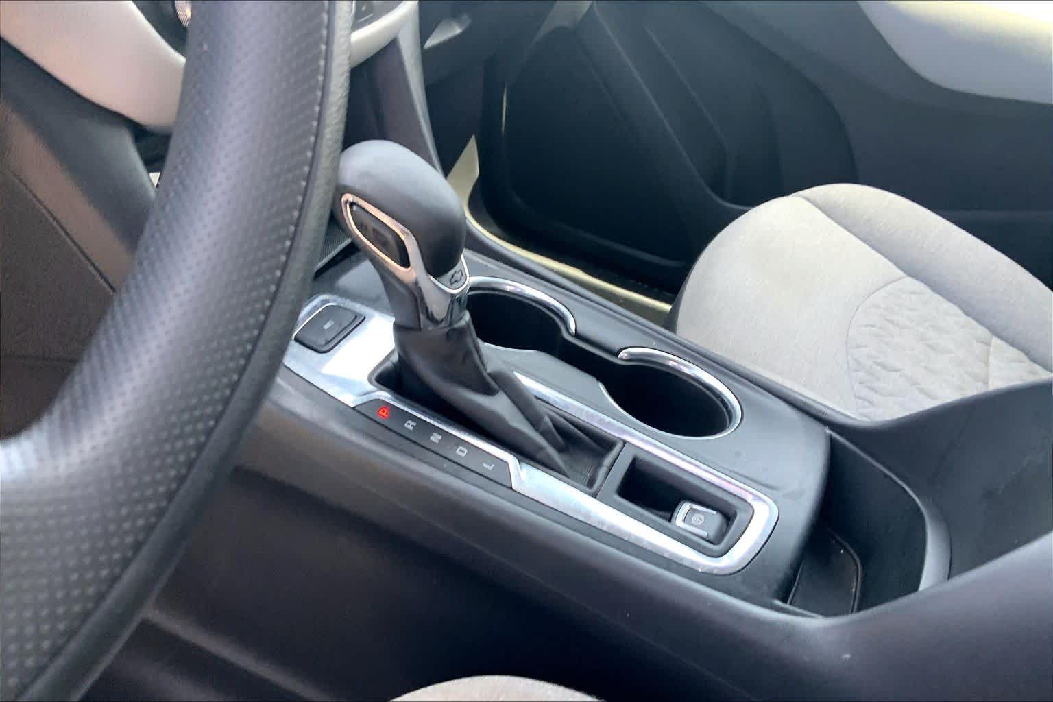 2023 Chevrolet Equinox photo 30 of 62