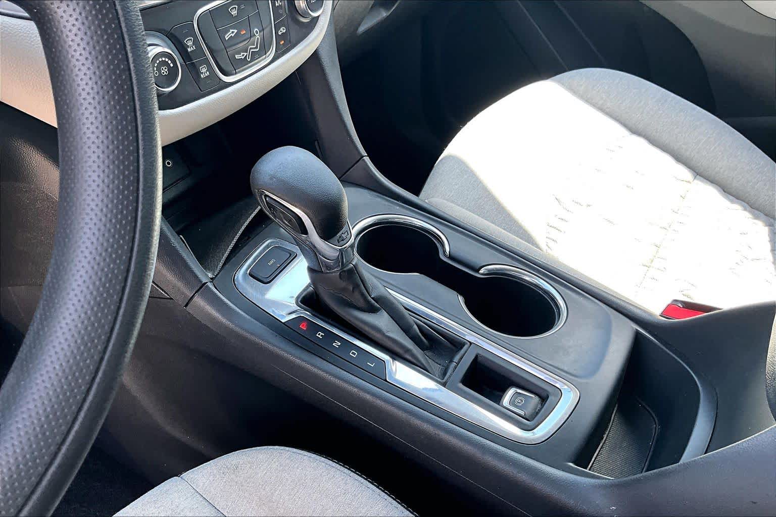2023 Chevrolet Equinox photo 29 of 62