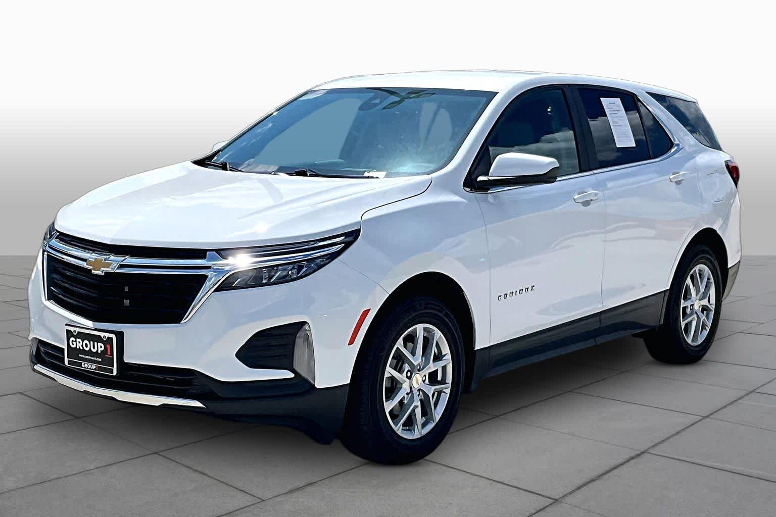 2023 Chevrolet Equinox photo 2 of 62