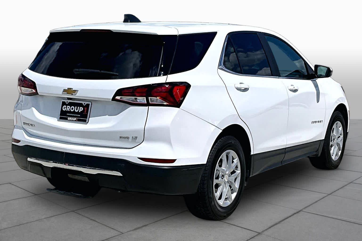 2023 Chevrolet Equinox photo 23 of 62