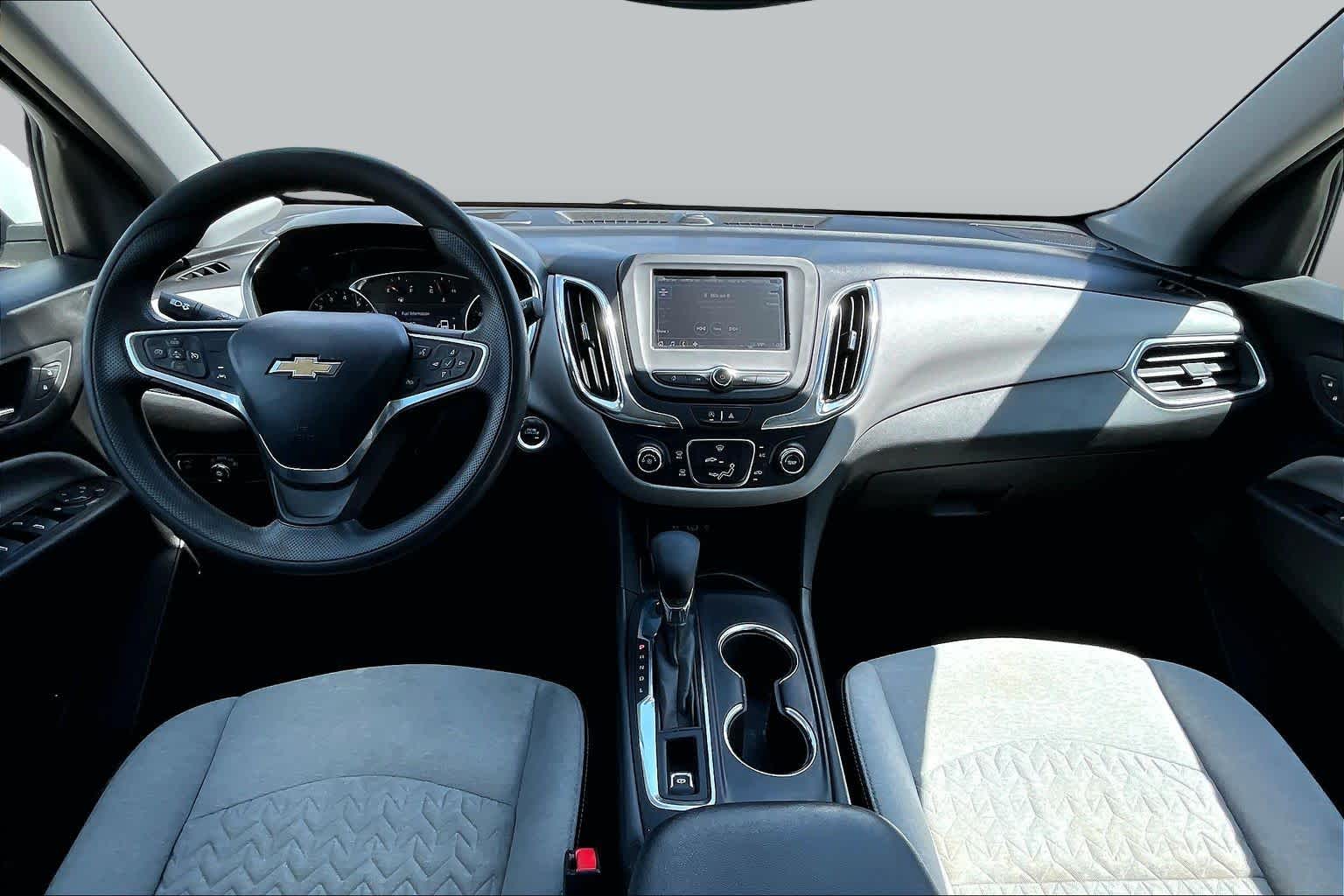 2023 Chevrolet Equinox photo 27 of 62