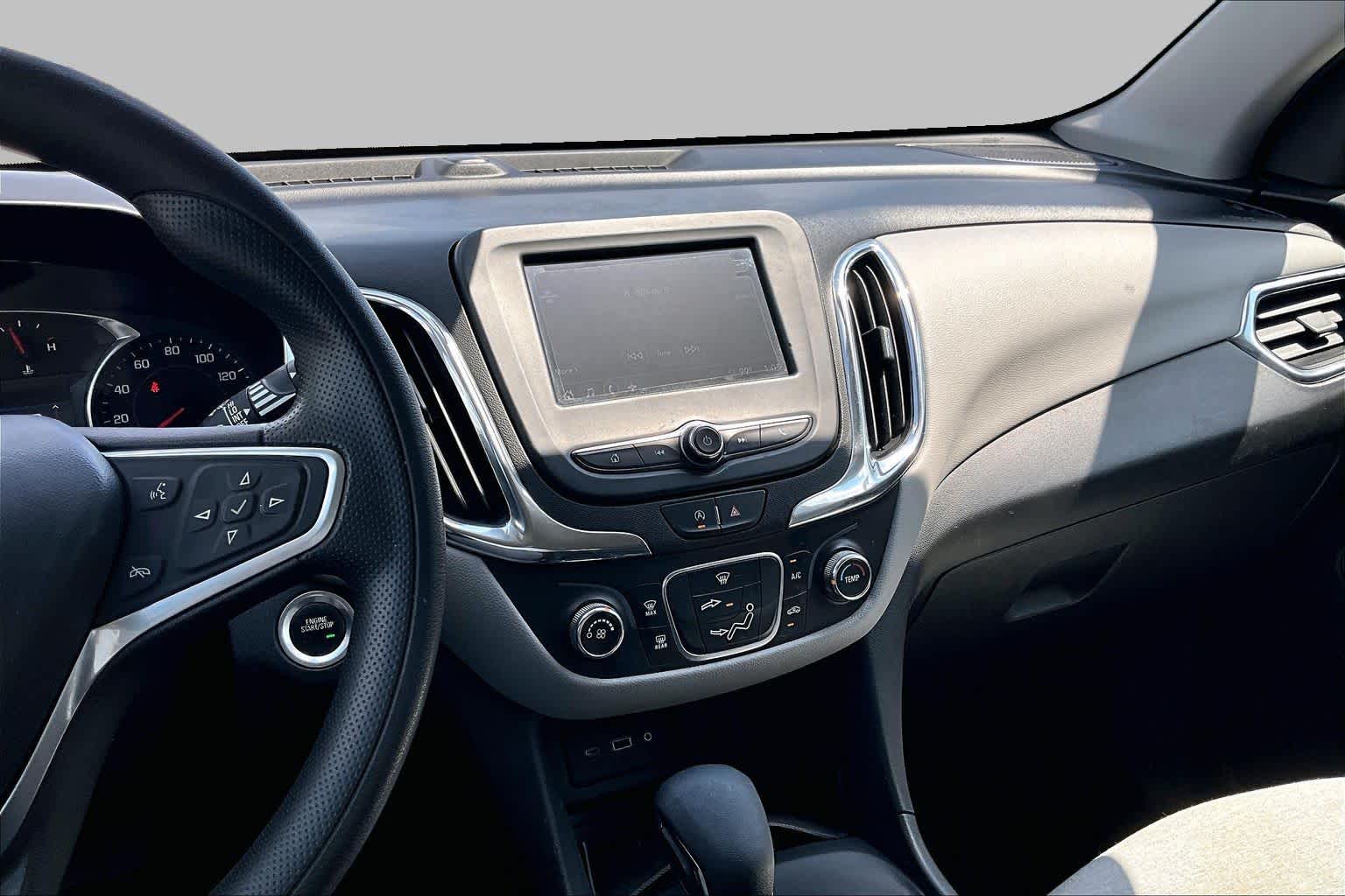 2023 Chevrolet Equinox photo 13 of 62