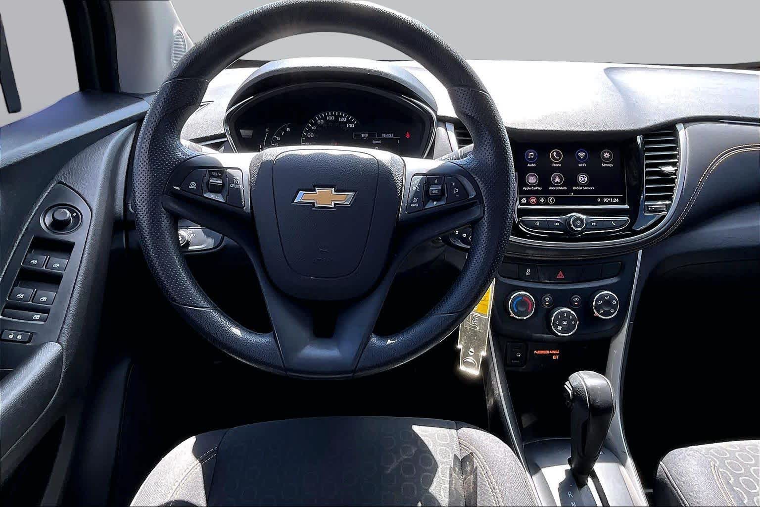 2020 Chevrolet Trax photo 6 of 30