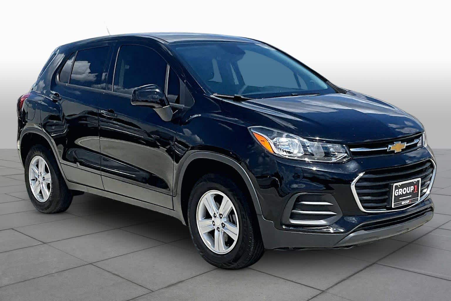 2020 Chevrolet Trax photo 3 of 30