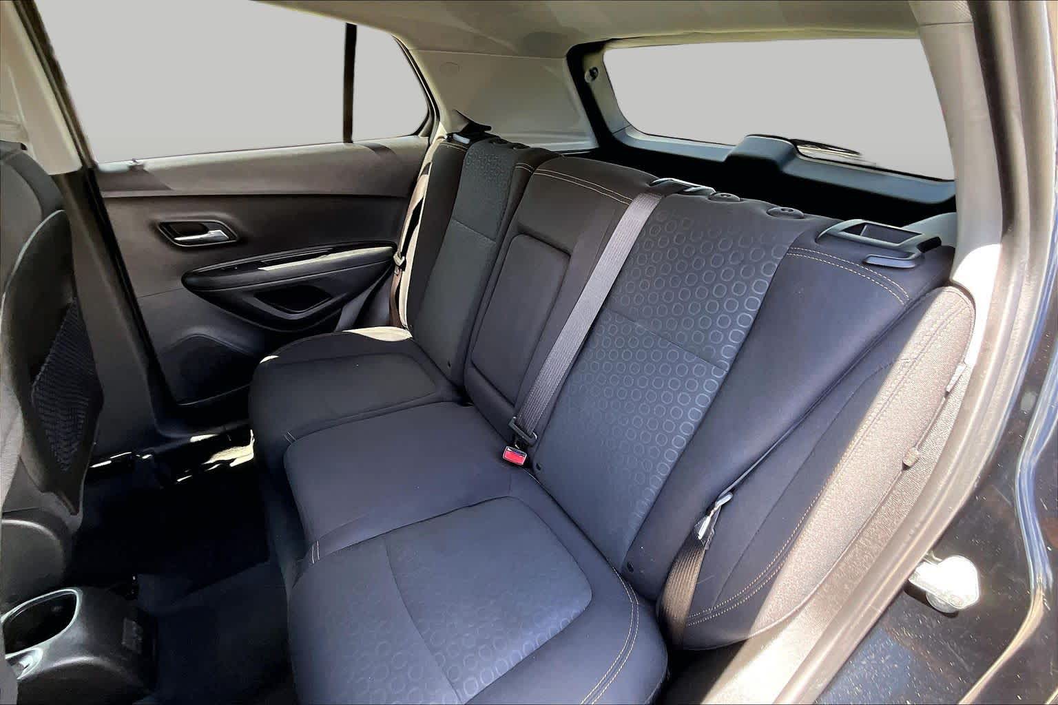 2020 Chevrolet Trax photo 18 of 30