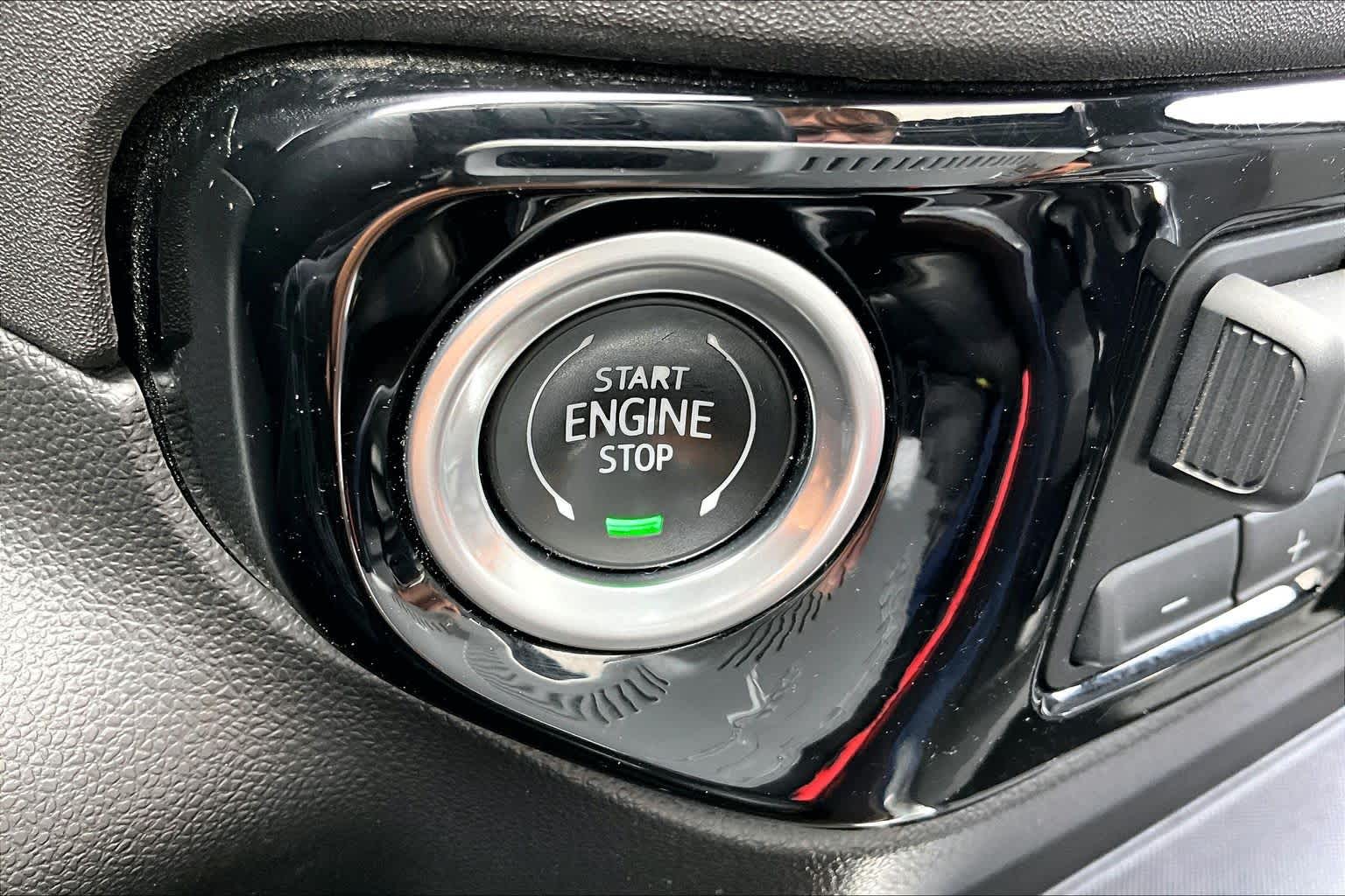 2022 GMC Sierra 1500 SLT White Frost Tricoat at Group 1 Toyota Southwest