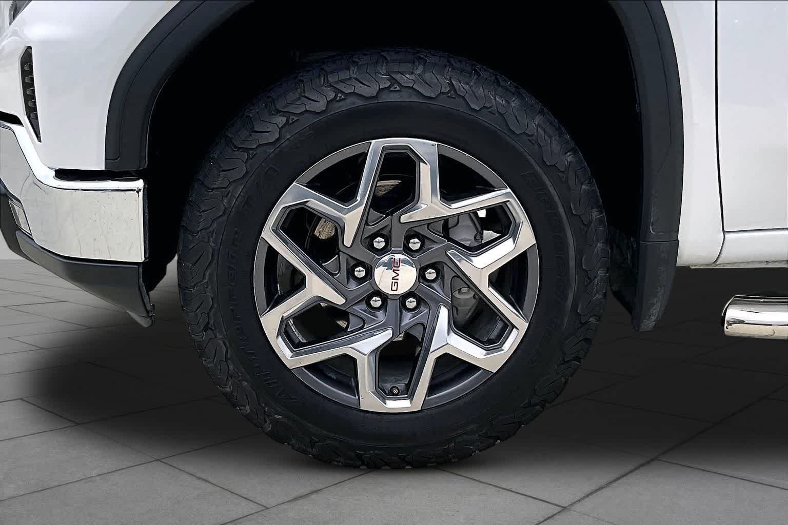 2022 GMC Sierra 1500 SLT White Frost Tricoat at Texan GMC Buick