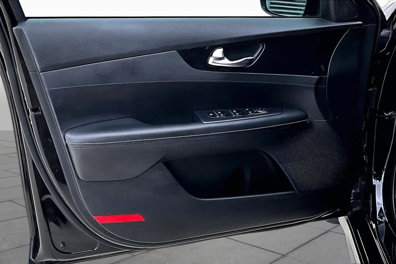 2020 Kia Forte photo 19 of 31
