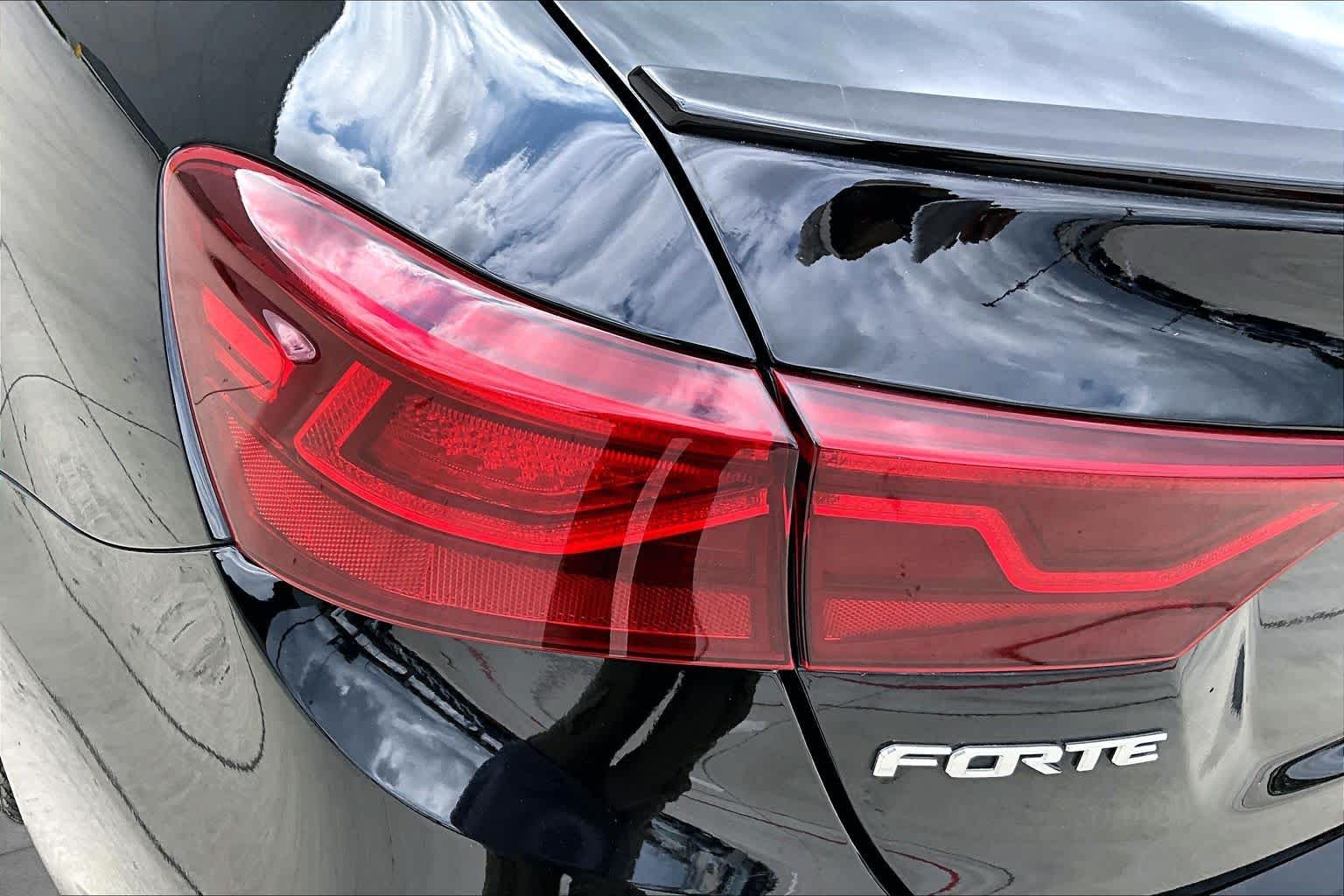 2020 Kia Forte photo 26 of 31