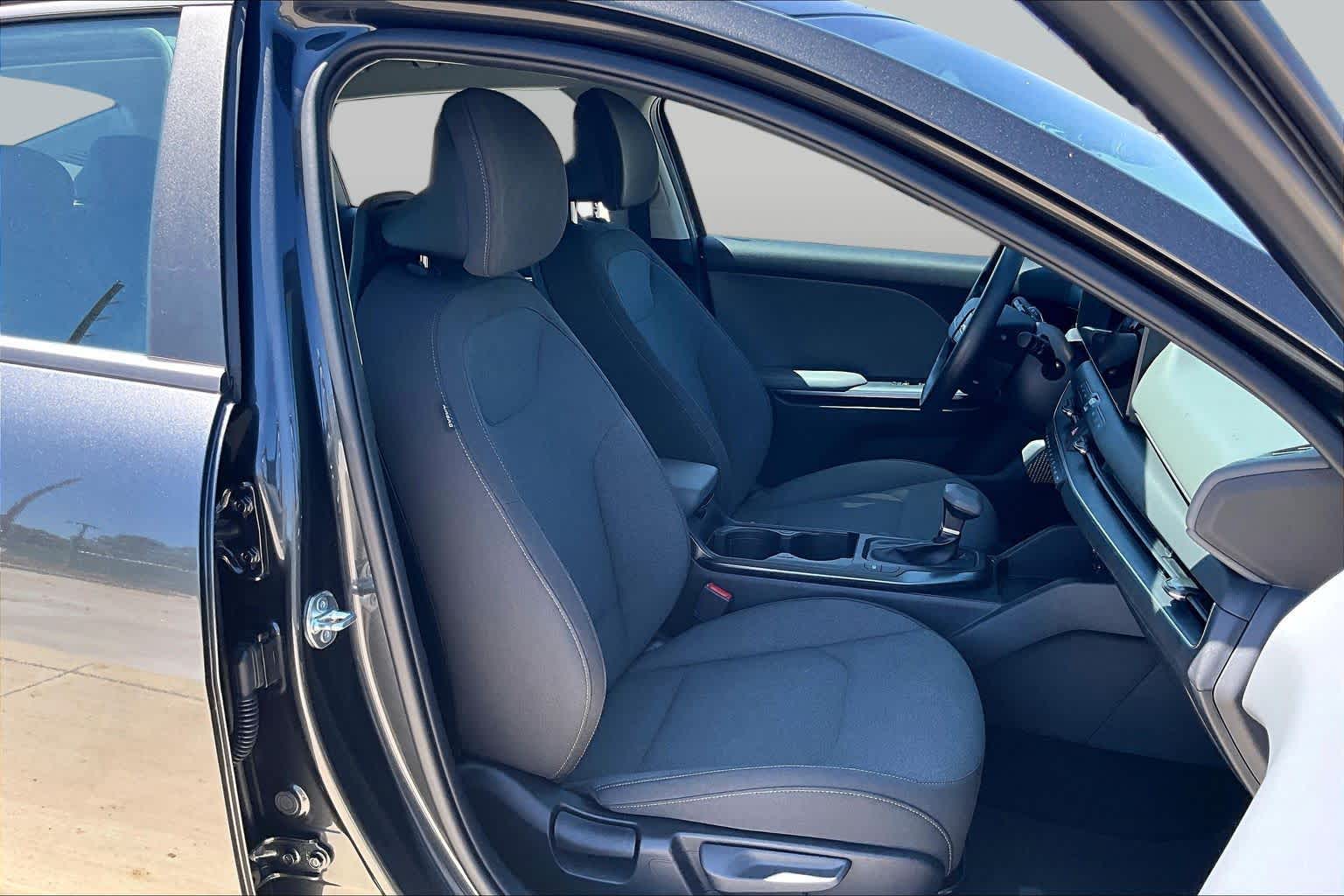 2025 Kia K4 LXS - 8