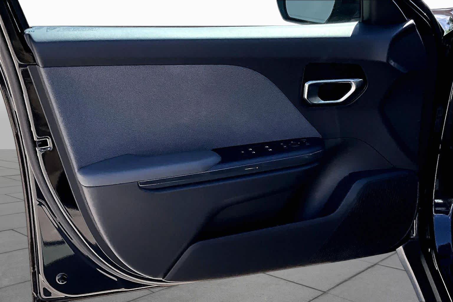 2025 Kia K4 photo 20 of 32