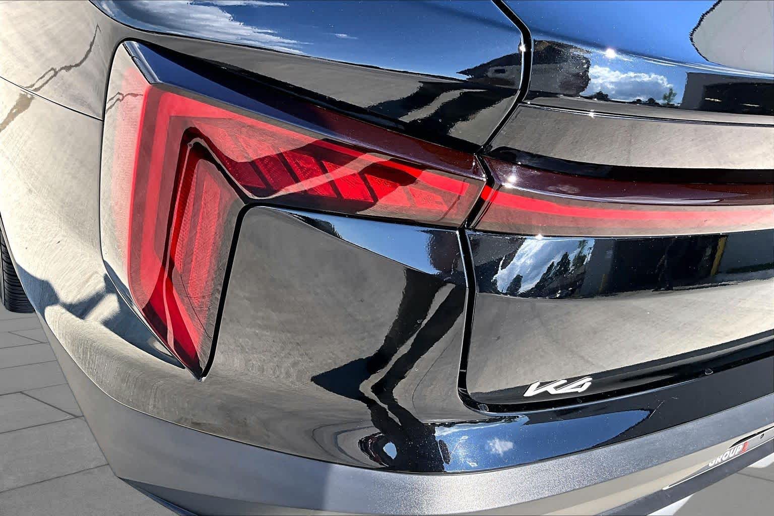 2025 Kia K4 photo 27 of 32