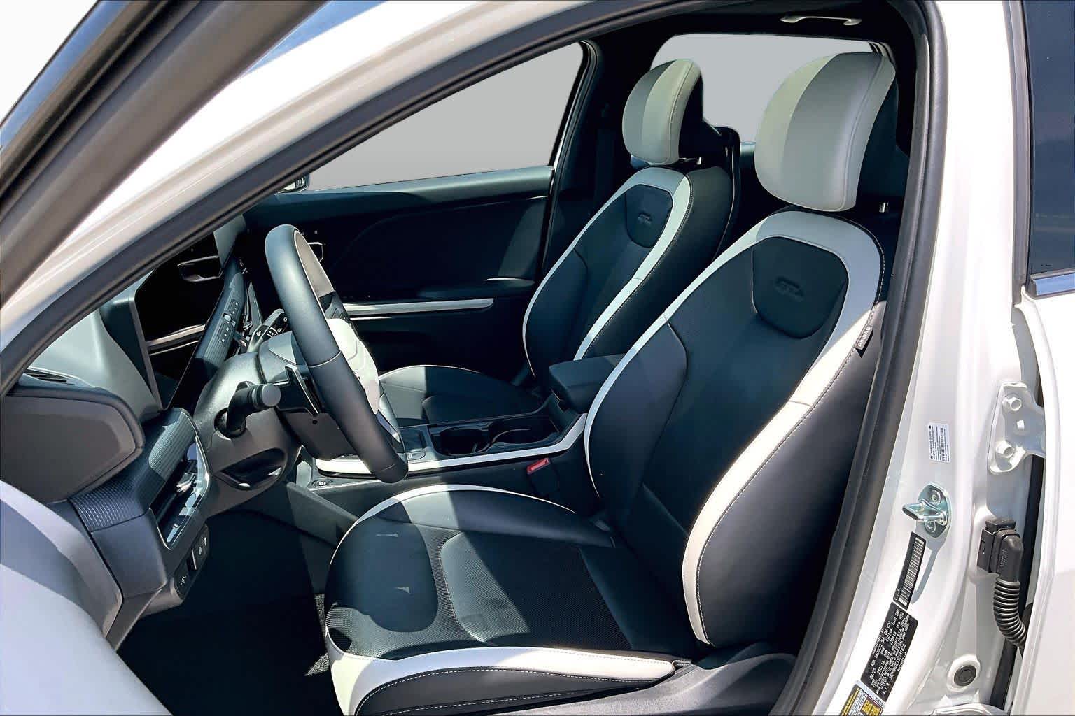 2025 Kia K4 GT-Line - 7