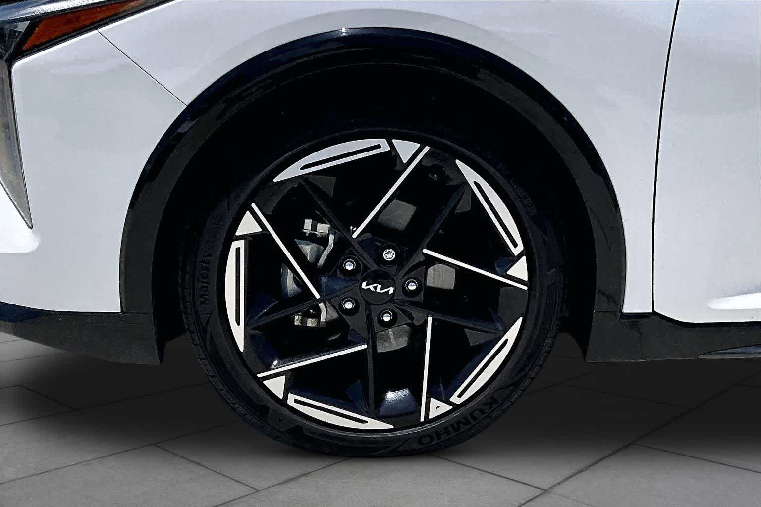 2025 Kia K4 GT-Line - 10