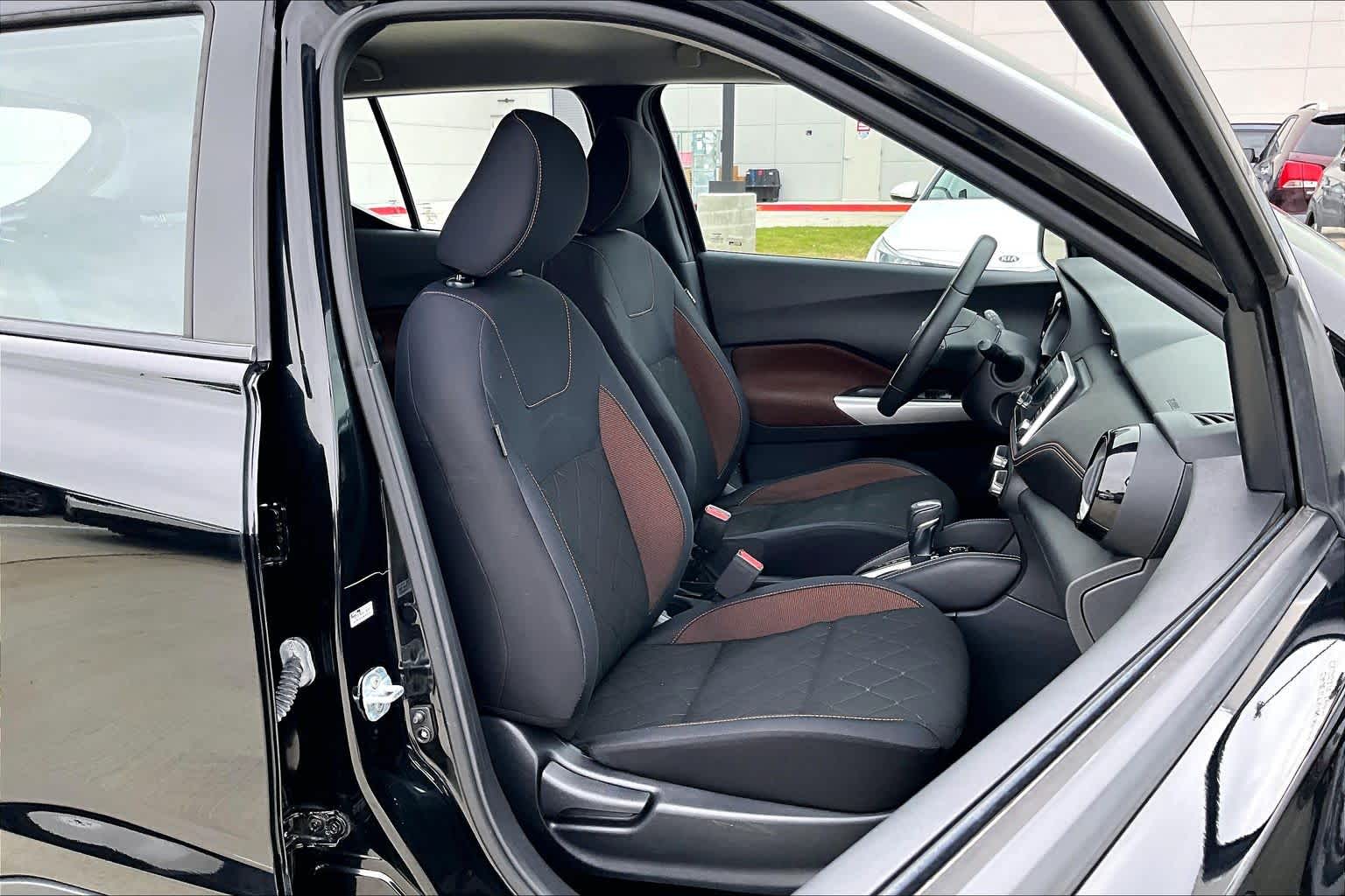2018 Nissan Kicks SR Super Black at Group 1 Toyota Southwest