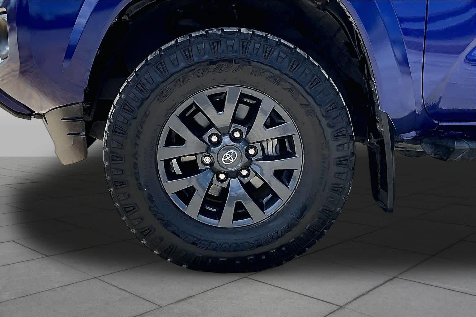 2023 Toyota Tacoma SR5 Blue Crush Metallic at Group 1 Toyota Southwest