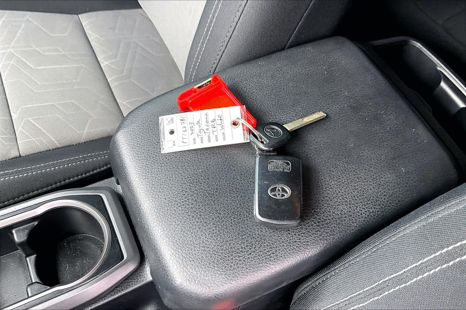2023 Toyota Tacoma photo 15 of 36