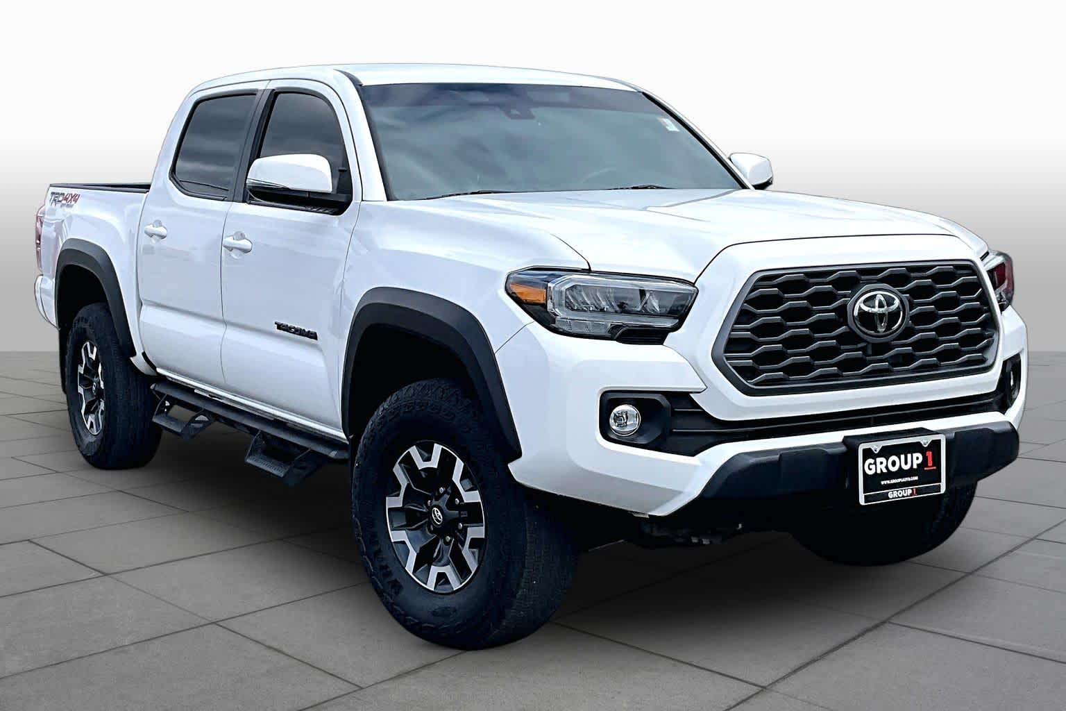 2023 Toyota Tacoma photo 3 of 36