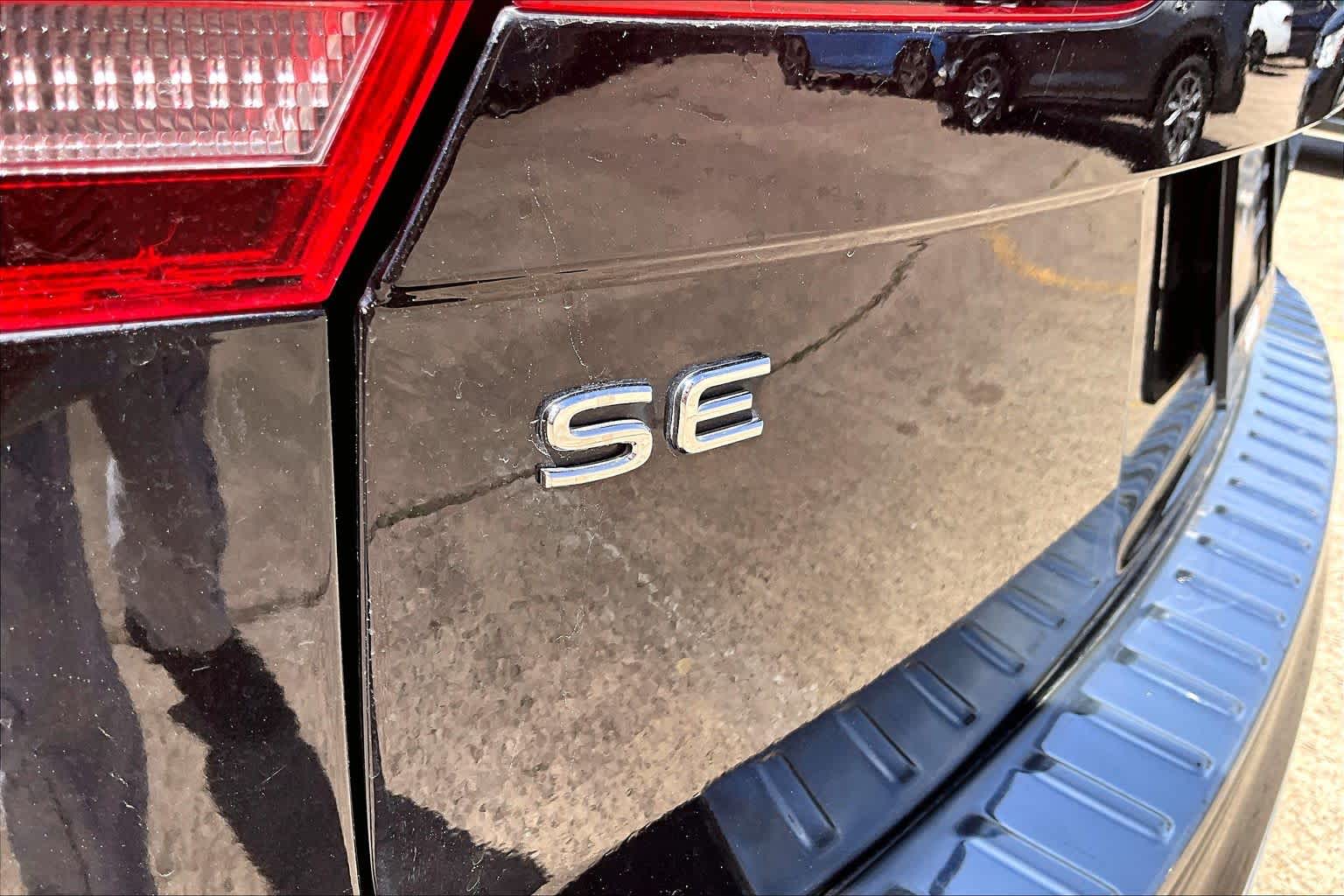 2023 Volkswagen Tiguan SE - 9