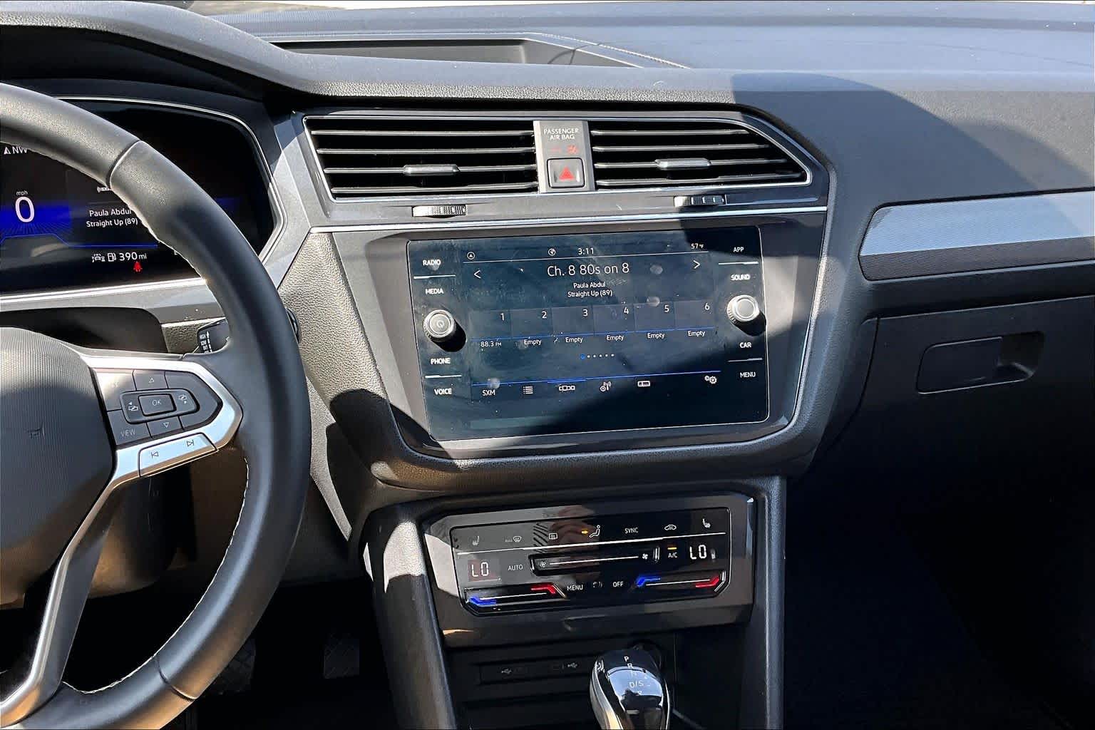 2023 Volkswagen Tiguan SE - 6