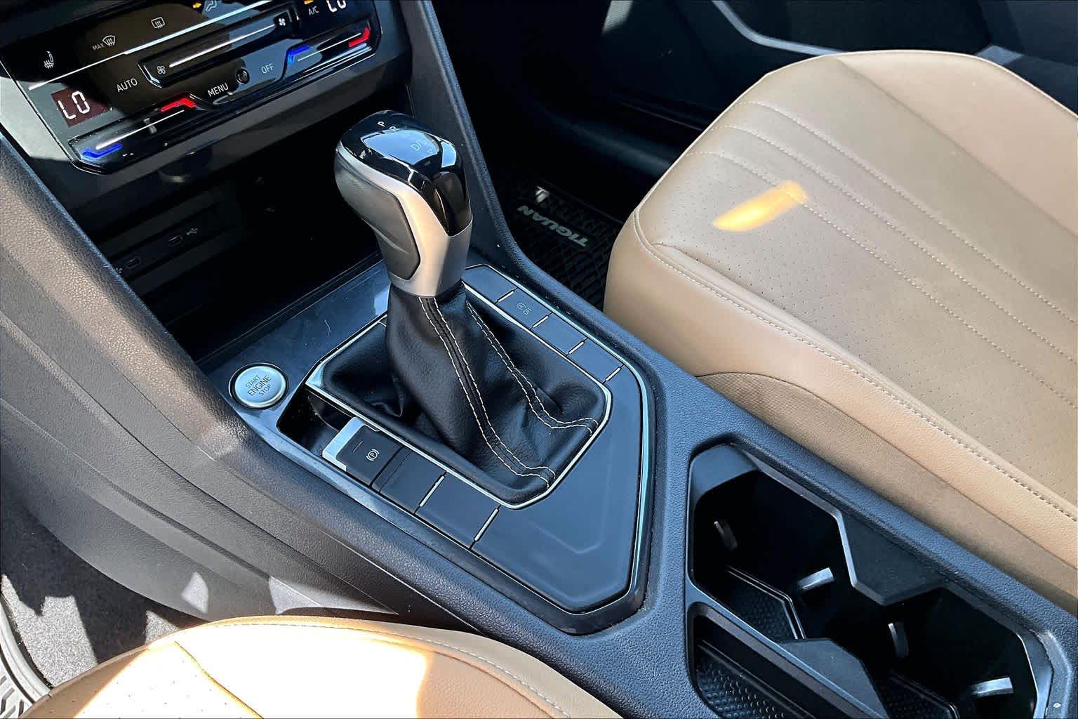 2023 Volkswagen Tiguan SE DEEP BLACK PEARL EFFECT at AutoNation Ford Gulf Fwy