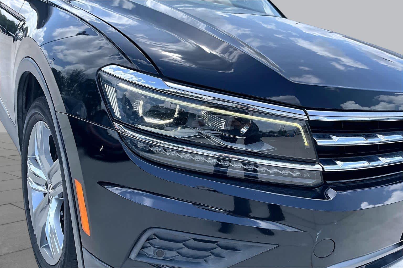 2018 Volkswagen Tiguan SEL Premium Deep Black Pearl Metallic at Lexus Southwest Houston