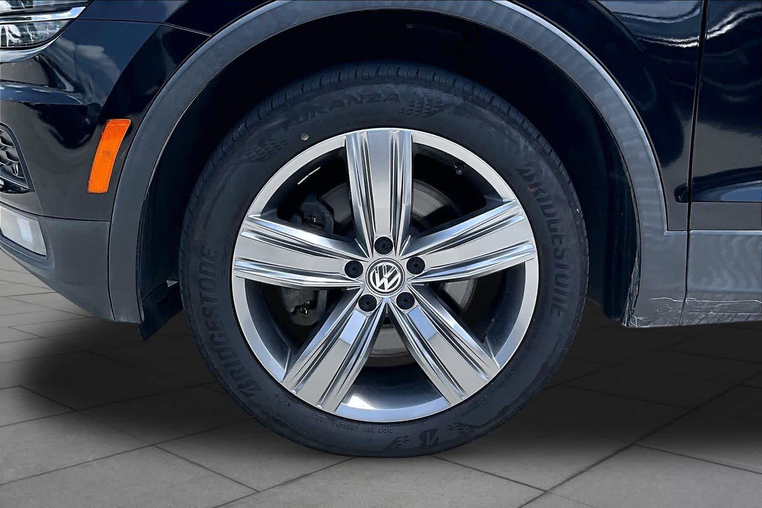 2018 Volkswagen Tiguan SEL Premium Deep Black Pearl Metallic at Lexus Southwest Houston