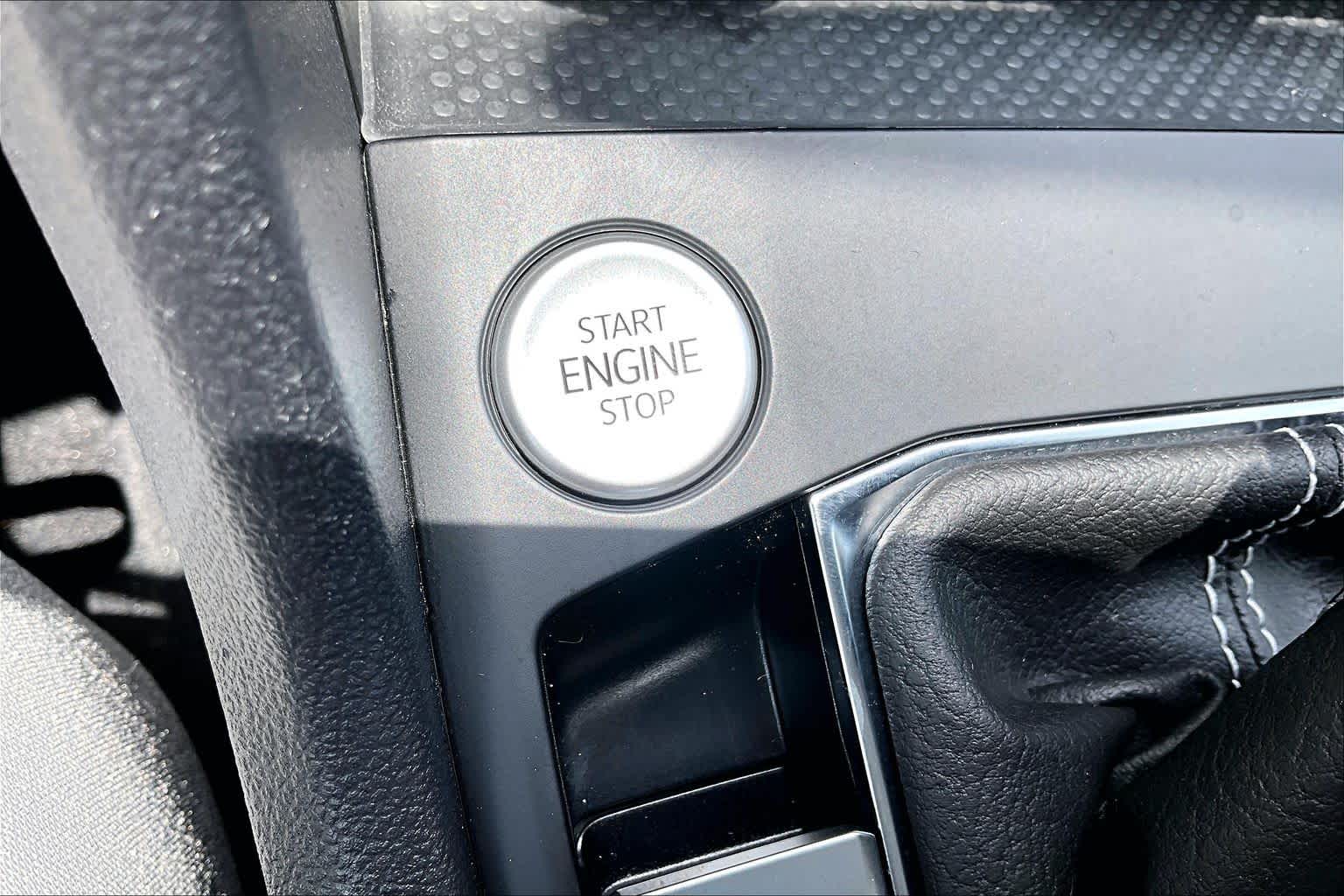 2022 Volkswagen Taos S Pure White at Westside Kia