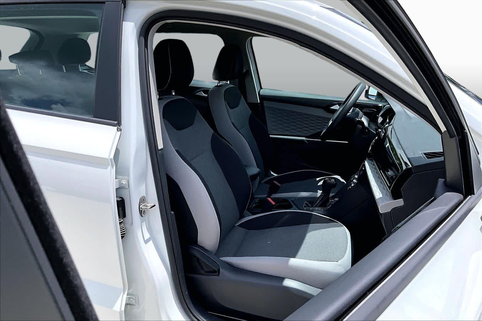 2022 Volkswagen Taos S Pure White at Westside Kia