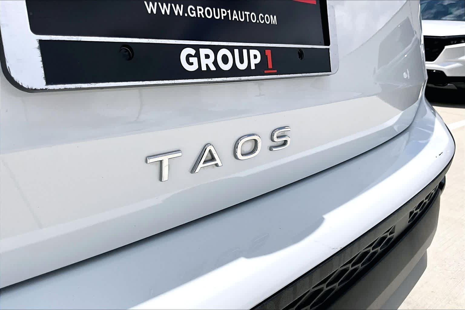 2022 Volkswagen Taos S Pure White at Westside Kia